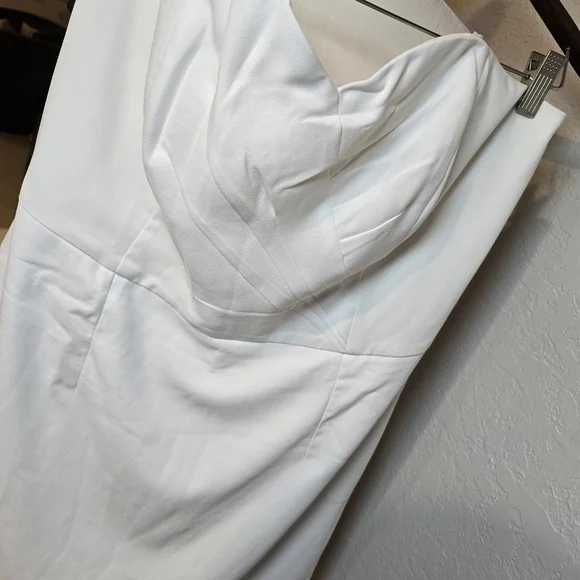 Lilly Pulitzer Kylo Strapless Skirted Romper in Resort White NWT - Size 14 - Picture 2 of 14